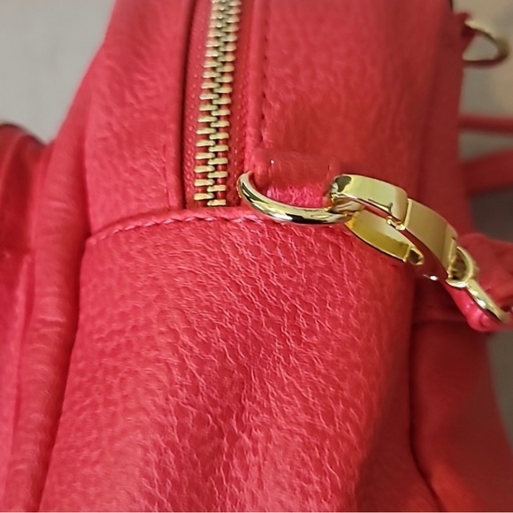 Steve Madden Erin Red Pebbled Leather backpack - Picture 9 of 11